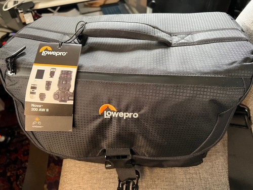Lowepro nova 200 schwarz - ii,